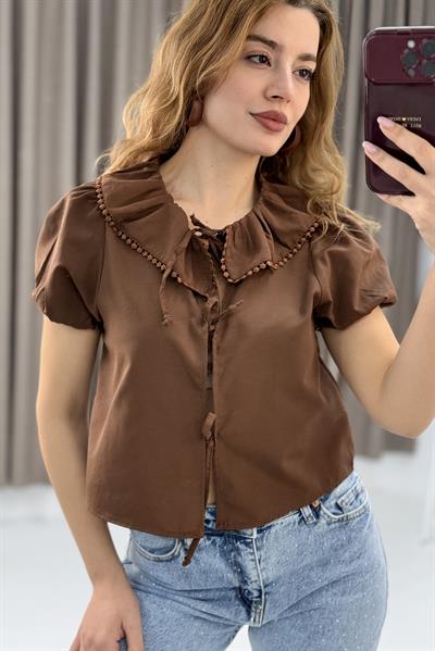 Kadın Bebe Yaka Kısa Kol İpli Bluz Kahverengi