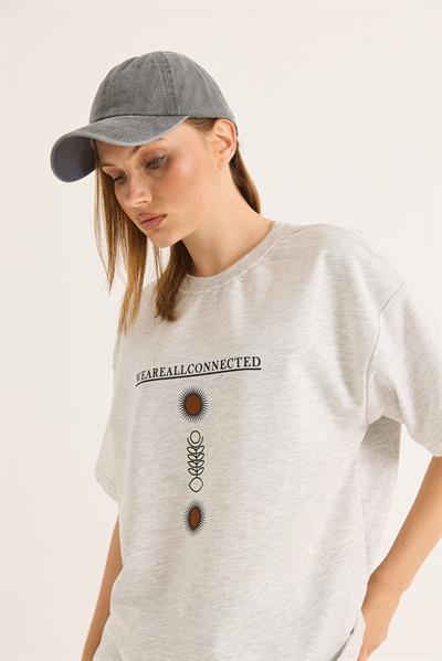 Bisiklet Yaka Kısa Kol Baskılı Tshirt Gri