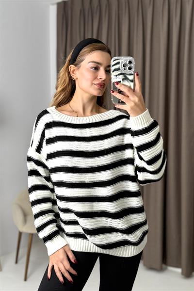 Yarasa Kol Salaş Triko Kazak Beyaz