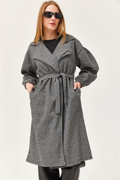 Balıksırtı Desenli Kuşaklı Kap Gri