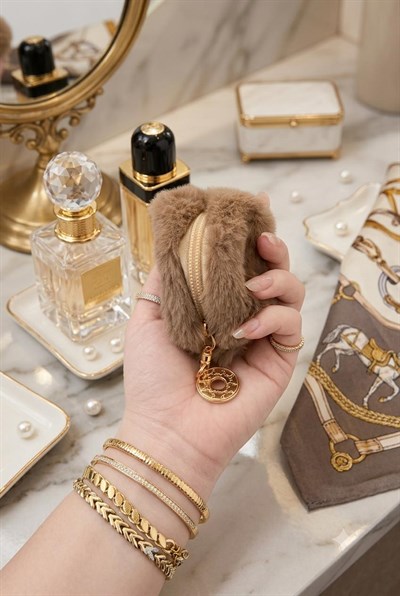Kadın Peluş Tüylü 10X7 Ölçülü Mini Boy Makyaj Çantası Kahverengi