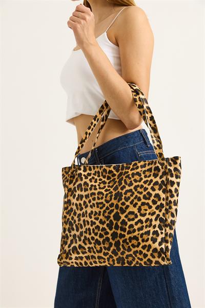 Büyük Boy Fermuarlı Omuz Çantası Leopar