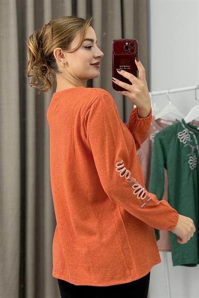 Kadın Turuncu Triko Etnik Çiçek Nakışlı Kazak