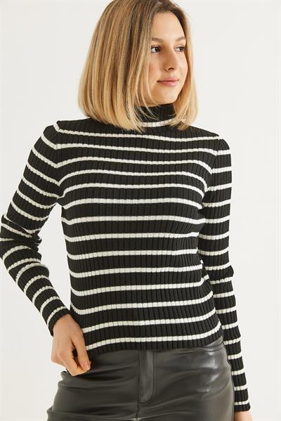 Yarım Balıkçı Yaka  Mevsimlik Triko Kazak Siyah Beyaz