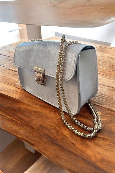 Gold Zincir Askılı Mini Vintage Deri Çanta Krem