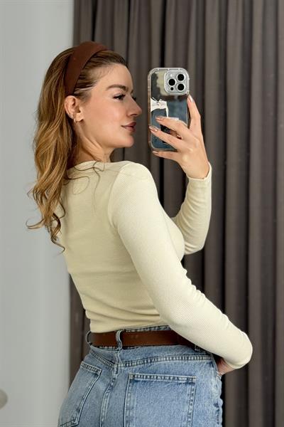 Kadın Uzun Kollu Kaşkorse Mini Dekolteli Crop Bluz Bej