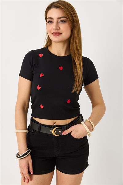 Kadın Kısa Kollu Kırmızı Kalp Baskılı Siyah