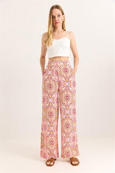 Bol Paça Beli Kalın Kemerli Pantolon Karışık