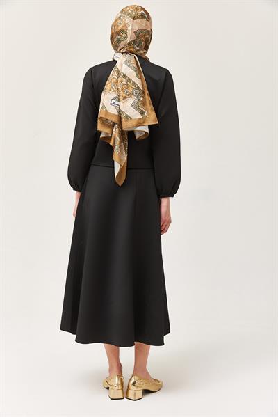 Önü Fiyonklu Etekli Scuba İkili Takım Siyah