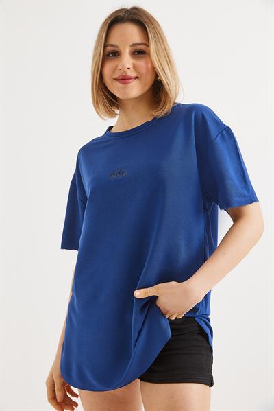 Eteği Oval Kesim Bisiklet Yaka Tshirt Mavi