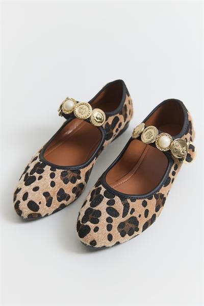 Leopar Desen Tokalı Kadın Babet Ayakkabı