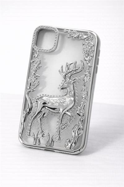 İphone 15 Pro Max Uyumlu Geyik ve Çiçek Kabartmalı Kılıf Gri