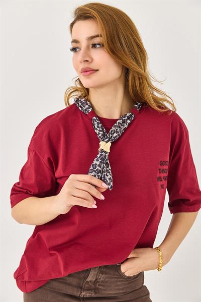 Kadın Fularlı Yazı Nakışlı Oversize Tshirt Bordo