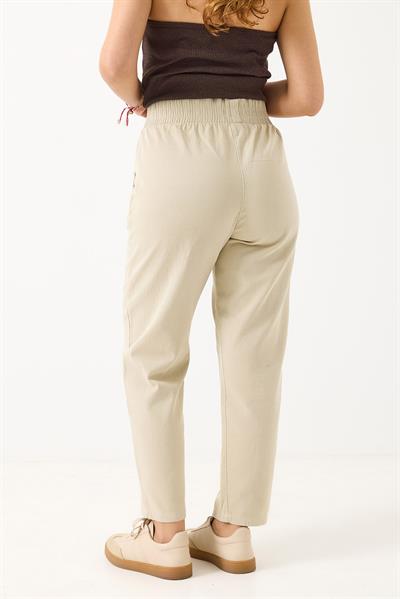 Kadın Kanvas Cepli Mom Pantolon Bej