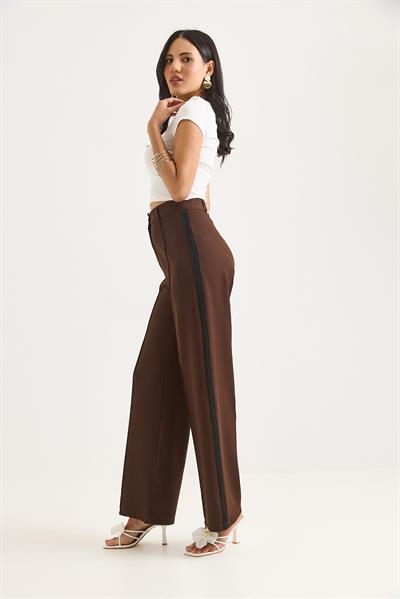 Yanları Şeritli Yüksek Bel Bol Paça Pantolon Kahverengi