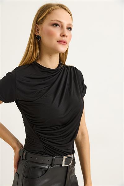 Kısa Kol Büzgülü Bisiklet Yaka Bluz Siyah