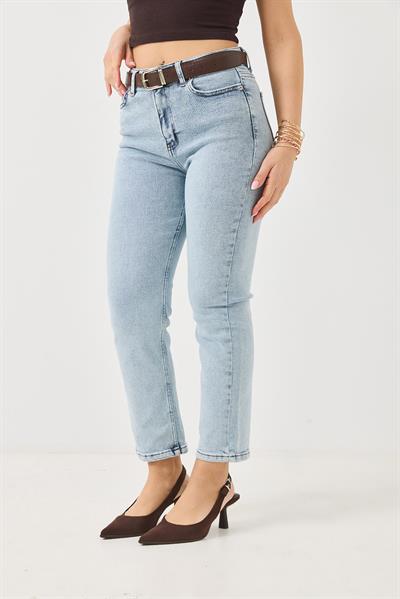 Kadın Mom Kemerli Kot Pantolon Açık Mavi