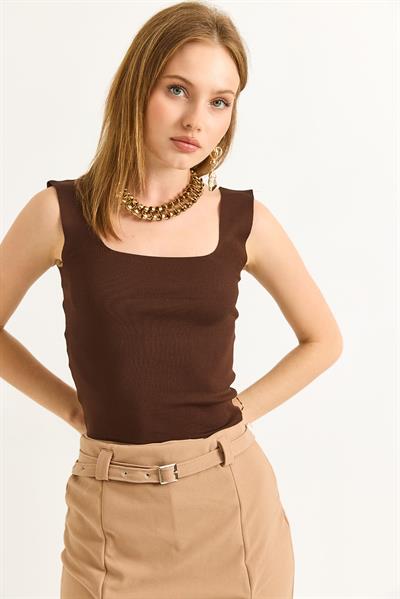  Kare Yaka Crop Triko Bluz Kahve