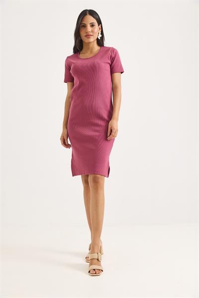Kısa Kol Bisiklet Yaka Yırtmaç Detaylı Midi Elbise Vişne