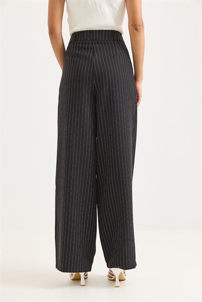 Çizgi Desenli Bol Paça Yüksel Bel Pantolon Siyah