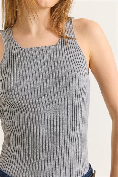 Kare Yaka Kalın Askılı Triko Atlet Bluz Gri