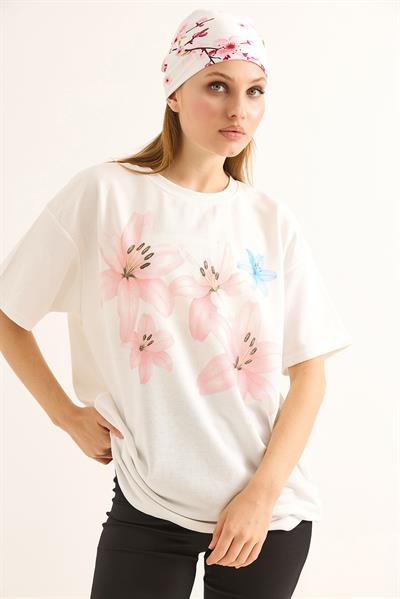 Bisiklet Yaka Rahat Kesim Kadın Tshirt Beyaz