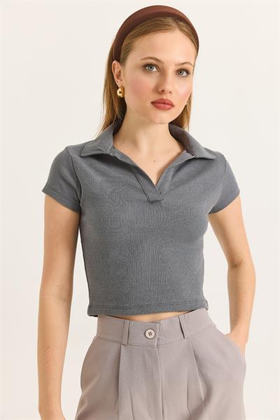 Polo Yaka Basıc Kısa Kollu Örme Kaşkorse Crop Bluz Füme