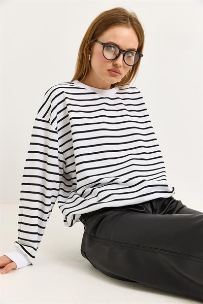 Bisiklet Yaka Çizgili Sweat Siyah