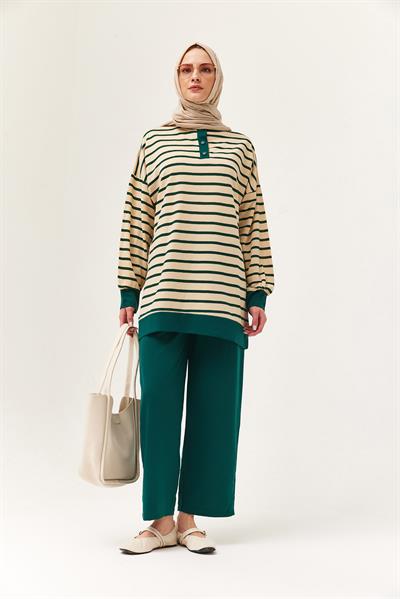 Yakası Düğmeli Çizgili İkili Takım Yeşil