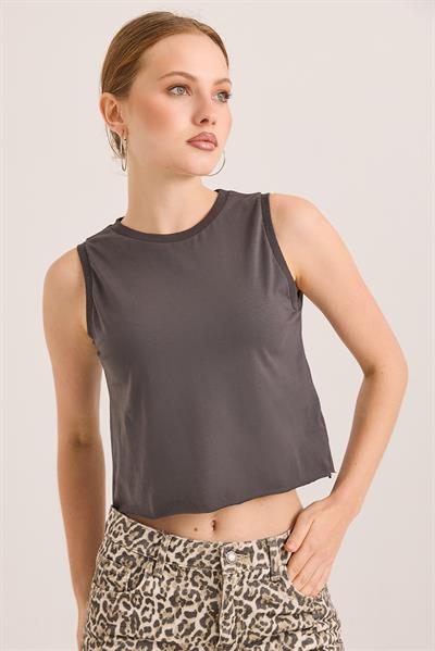 Sıfır Kol Yuvarlak Yaka Havalı Crop Tshirt Füme