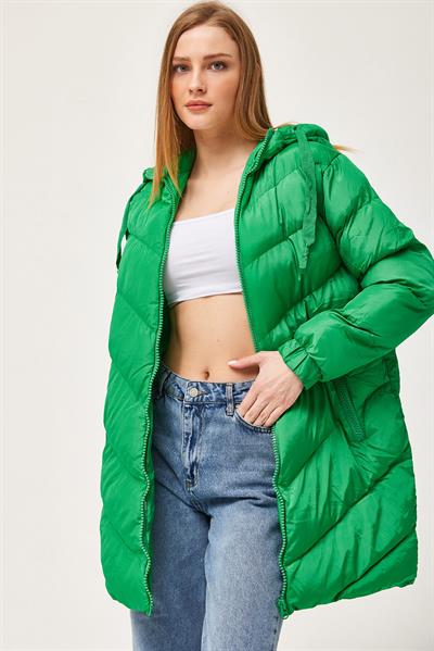 Kapüşonlu Oversize Şişme Mont Yeşil