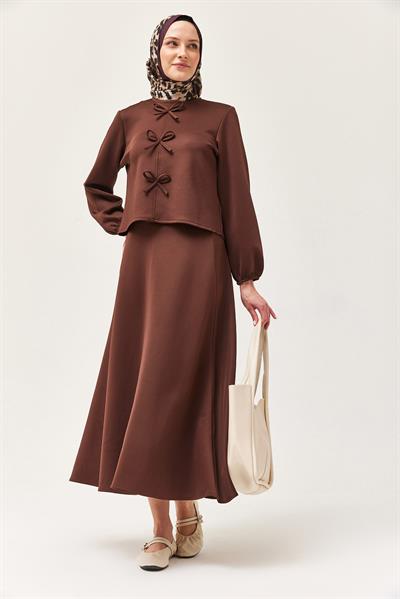 Önü Fiyonklu Etekli Scuba İkili Takım Kahverengi