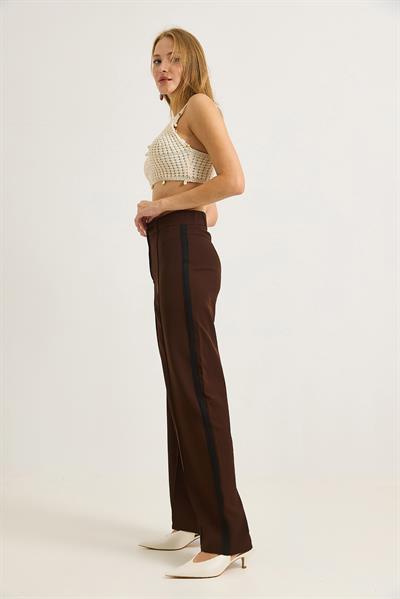Yanları Şeritlik Bol Paça Kadın Pantolon Kahverengi