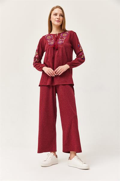 Hera Kumaş Önü ve Kolları İşlemeli İkili Takım Bordo