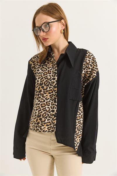 Leopar Garnili Ters Cep Detaylı Siyah Gömlek
