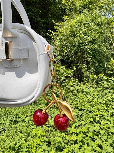 Simli Kırmızı Kirazlı Çanta Charmı ve Anahtarlık