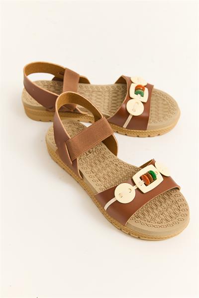 Tek Bantlı Aksesuarlı Sandalet Kahverengi