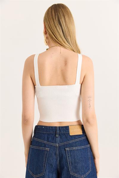 Gül Motifli Triko Crop Bluz Beyaz