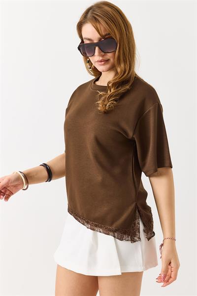 Kadın Asimetrik Dantel Detaylı Bisiklet Yaka Tshirt Kahverengi
