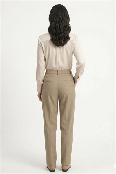 Kadın Rahat Kesim Havuç Model  Kumaş Pantolon Vizon 