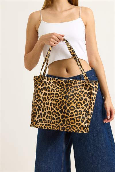 Büyük Boy Fermuarlı Omuz Çantası Leopar