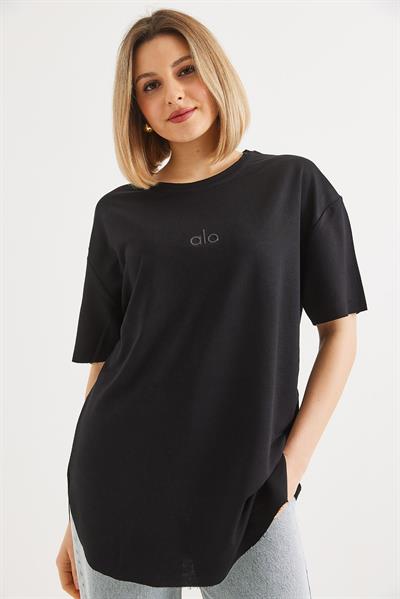 Eteği Oval Kesim Bisiklet Yaka Tshirt Siyah