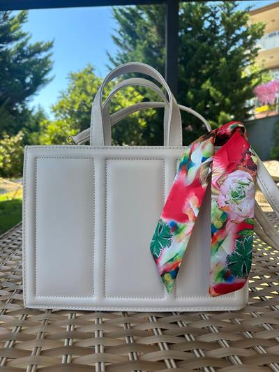 Fularlı Şık Bej Tasarım Deri Çanta