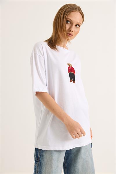 Ayıcık Nakışlı Rahat Kalıplı Tshirt Beyaz