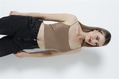 İp Askılı Crop Bluz Kahverengi