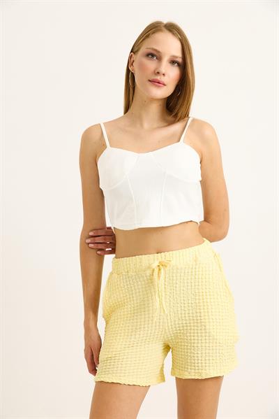 Gofre Kumaş Bel Lastikli Kadın Şort Sarı