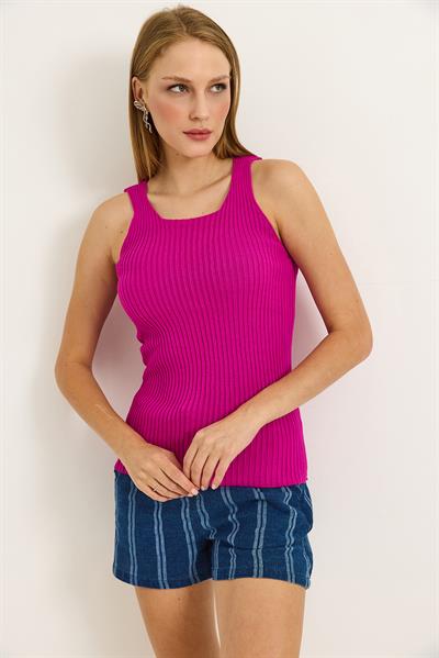 Kare Yaka Kalın Askılı Triko Atlet Bluz Fuşya