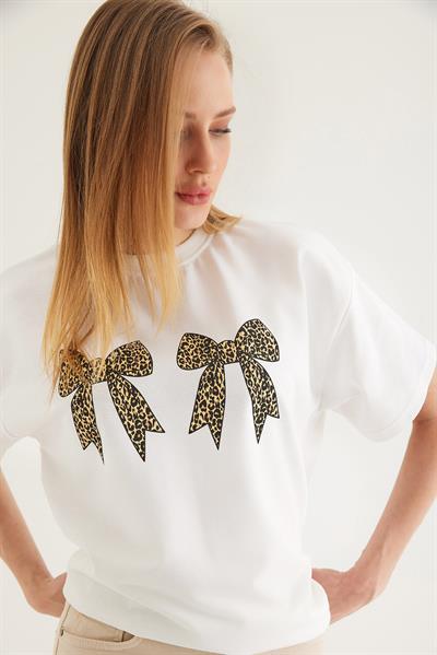 Kurdele Baskı Detaylı Basic Tshirt Beyaz