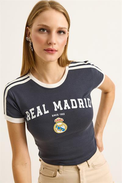 Bisiklet Yaka Şerit Detaylı Kadın Crop Tshirt Füme