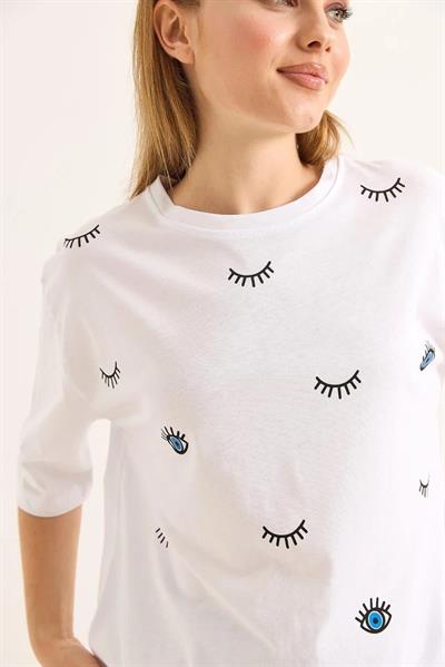 Kadın Bisiklet Yaka Göz Baskılı Oversize Tshirt Beyaz